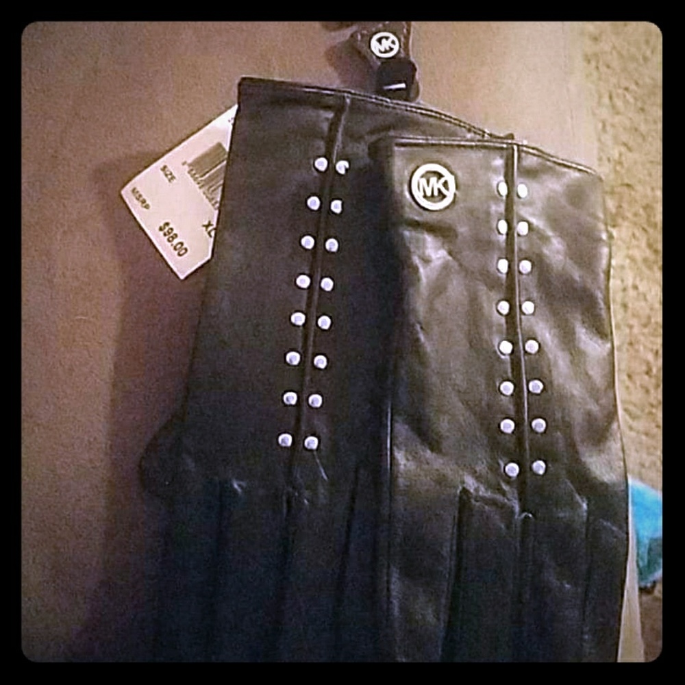 New Black Michael Kors Gloves